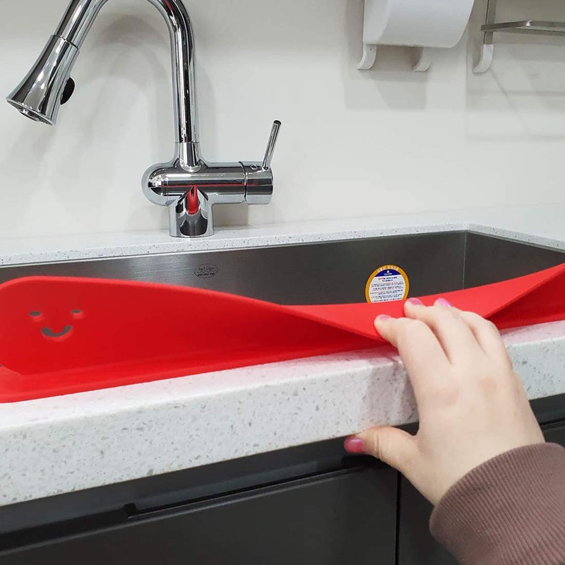 Smile Guard - Silicone Water Splash Guard for Kitchen &