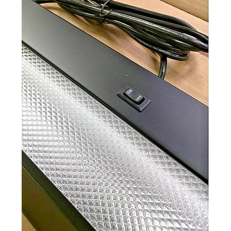 Specialty Lighting 18" Task Light, desk light, 15W T8 Fluorescent,