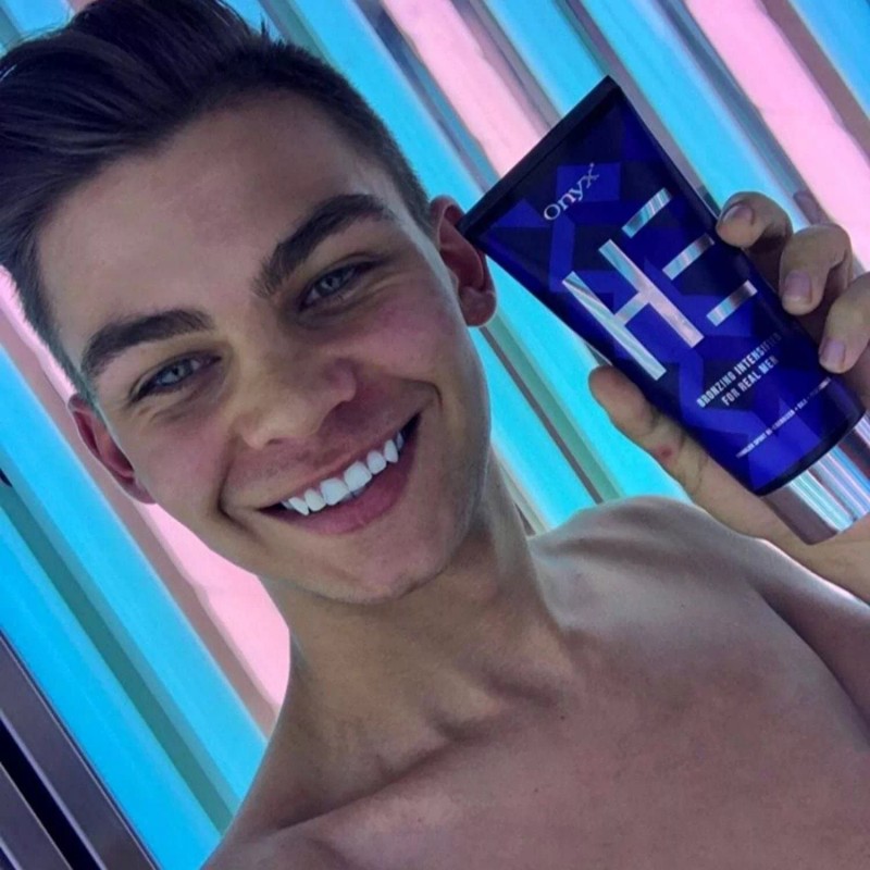 Onyx HE Tanning Lotion for Men - Indoor Tanning Accelerator