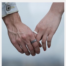 Bailanteバイランデ Handcrafted Hammered Antiqued Ajustable Silver Plated Rings Wedding Engagement Promise Eternity Ring for Men Women Couple, Set of 2