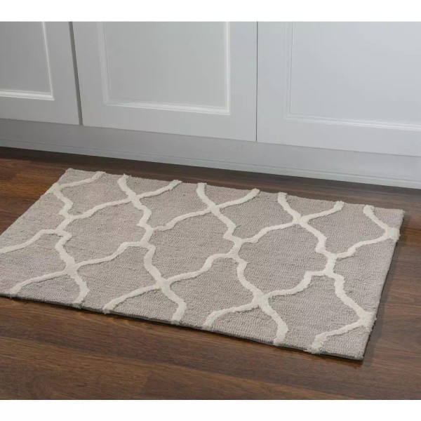 Linon TRIO Geo Graywith cream silk1ft10in X 2f Rug