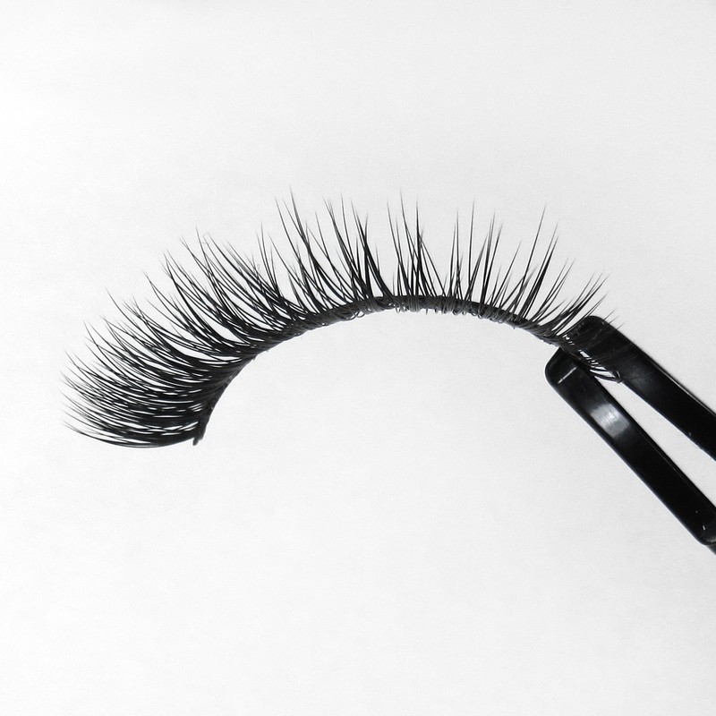 Missamé SULTRY Deluxe Beauty False Eyelashes Set Handmade with Premium