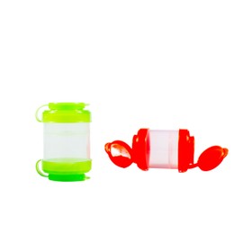 Cao Camping Picnic Salt and Pepper Shaker - Colour May Vary