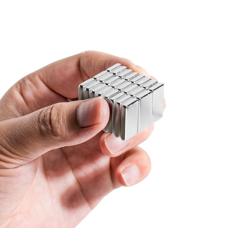 Set of 12 Powerful Magnets, 0.8 x 0.4 x 0.1