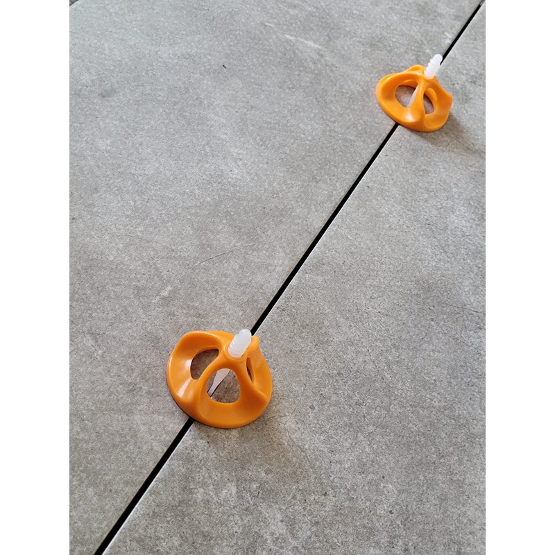 Cottley Twister Tile Spacer Levelling System 100 Screws, 50 Nuts