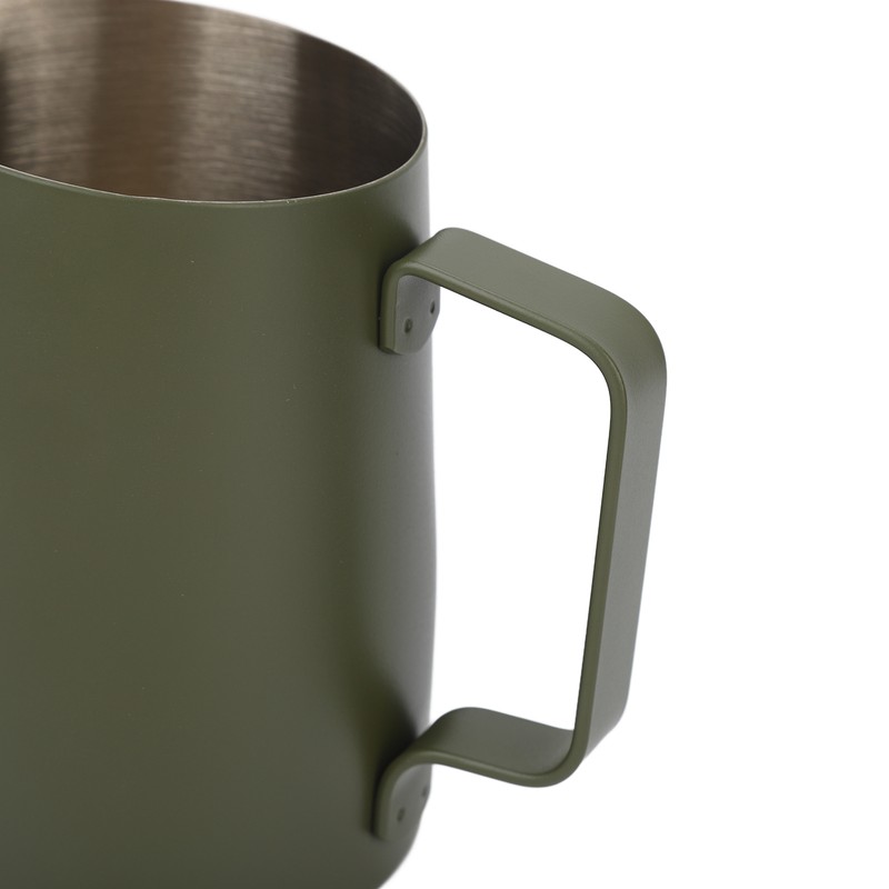 Milk Frothing Pitcher Slanting Mouth Food Grade Stainless Steel Milk