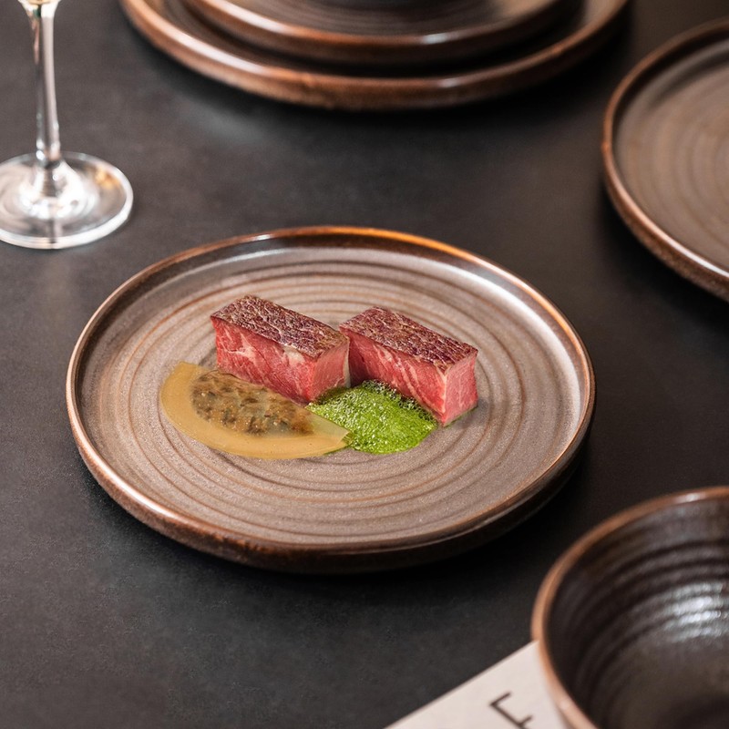 YALONG Ceramic Dinnerware Set 6 Pieces, Handmade Porcelain Wavy Rim