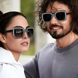 Geopty 20 Pack Black Oversized Square Crystal Rhinestone Sunglasses Bulk, Retro Thick Frame Sparkling Diamond Glitter Glasses Party Favors