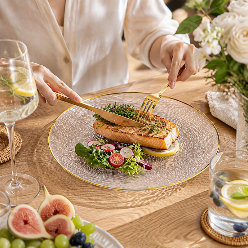 Licaere 60Pcs Clear Plastic Plates - Clear Disposable Plates With