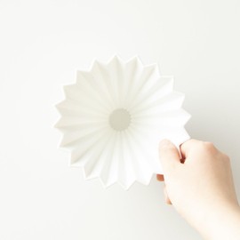 ORIGAMI Origami Dripper Medium White Holder Sold Separately