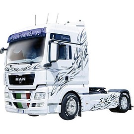 Italeri MAN TGX XXL Model Kit