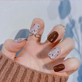 Fall Fake Nails MABKJLF Press on Nails Short Square Full Cover Brown False Nails with White Flower Designs Glossy Glue on Nails Acrylic Nails Manicure Artificial Nails for Women Girls 24Pcs