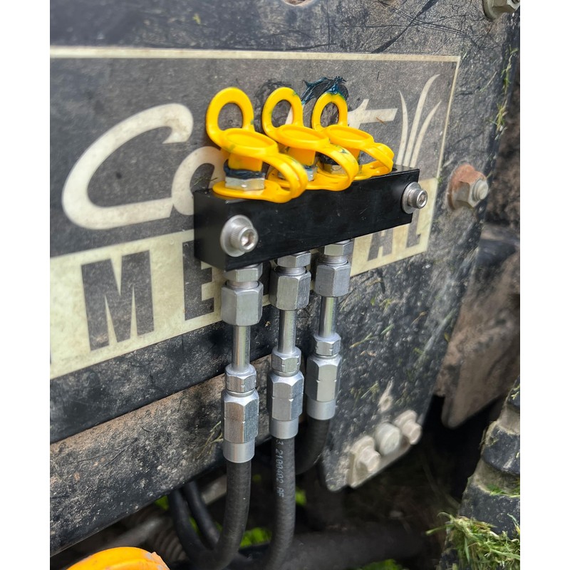 LockNLube Grease Fitting Caps (50 count) (Red)