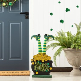 glitzhome St. Patrick's Porch Sign Leprechaun Pot of Gold Porch Decor,Farmhouse Rustic 24"H Wooden Porch Board Welcome Sign for Front Door Porch Deck Patio or Wall Indoor Outdoor and Yard Decor