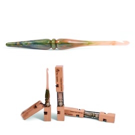 Aventurine Resin Crochet Hook (Dark Green, Rust, Pale Pink, 7.0mm) Steam Beech Wood case for Protection