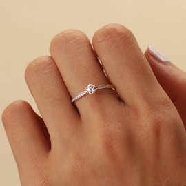 SUYACS 1ct Diamond Cut Cubic Zirconia Engagement Rings for Women 925 Sterling Silver Gold Round Cut Moissanite Promise Ring Classic Eternity Brides Wedding Rings Jewelry Gifts for Her Wife (Silver, 6)