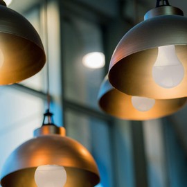 Simply Conserve 9 Watt (60W Equiv) Dimmable A19 LED Light Bulbs, 60-Pack Bulk, Warm White 2700 Kelvin, 800 Lumen, 120 Volts, 25000 Hour, L09A1927KENCLC60, Quick Easy Install