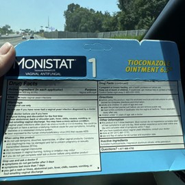 Monistat 1 Day Yeast Infection Treatment Net. Wt. 0.16 Oz  Exp: 11/25 Tioconazol