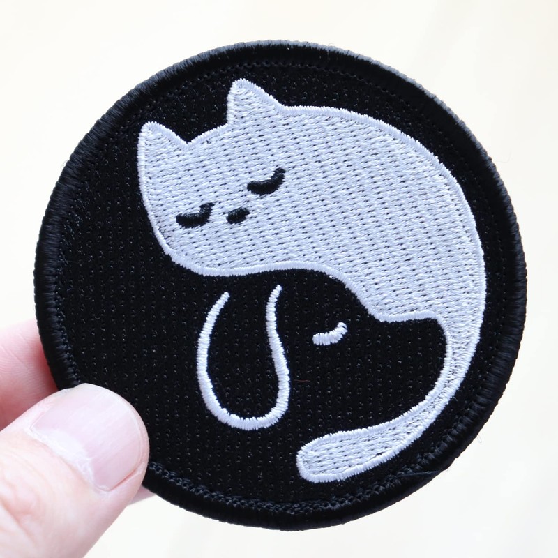 Patch Dog and Cat Tai Chi Figure, Velcro (Velcro/Velcro) Removable,