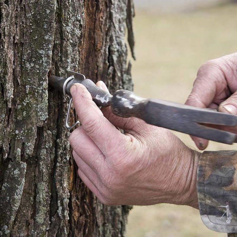 Lehman's Spout Driver for Maple Sugaring
