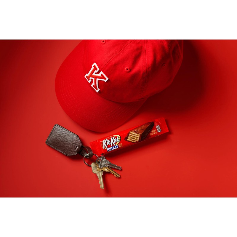 KIT KAT BIG KAT Milk Chocolate Wafer Candy Bars, 1.5