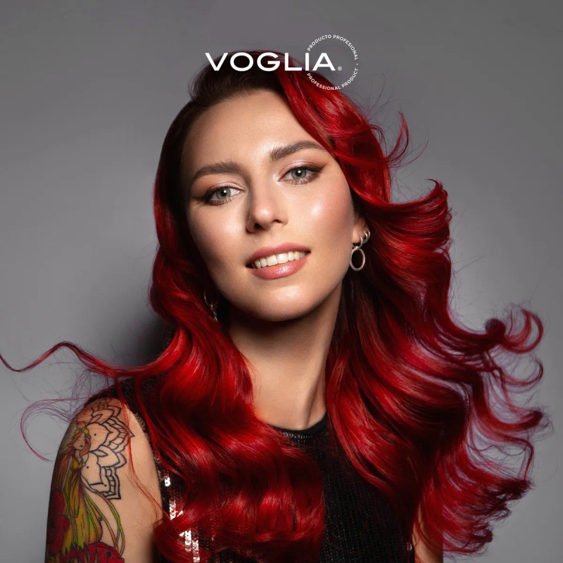 Kit Voglia: Shampoo Matizador Rojo + Tratamiento Reparador