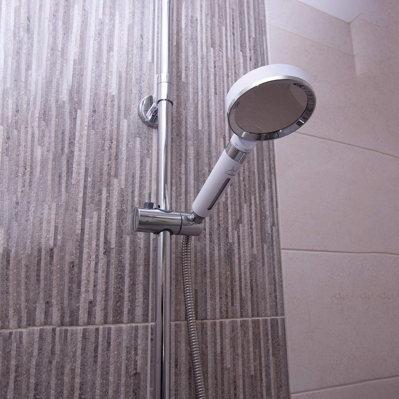 Doulton Shower Head Water Filter - Reduces Chlorine & Sediment