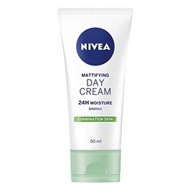 Nivea Oil Free Moisturising Day Cream Pack of 3 (3 x 50 ml), Combination and Oily Skin Moisturiser, Mineral Infused Day Cream, Skin Care Essentials