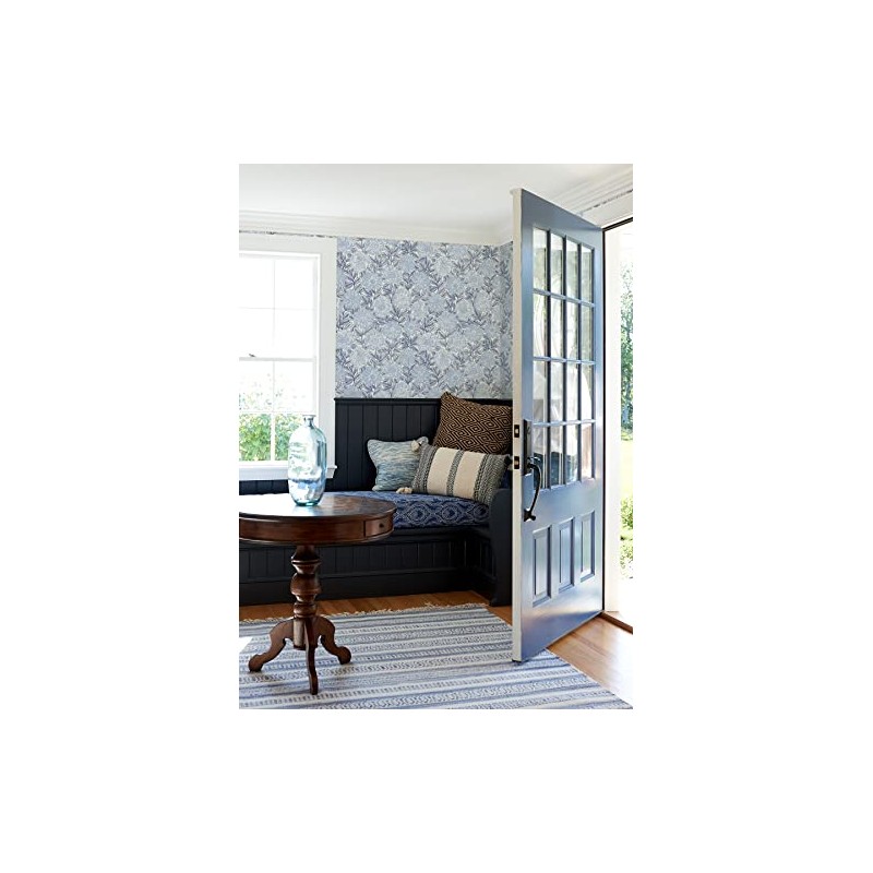 Faustin Navy Floral Wallpaper