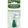 Clover 3142 Yarn Threader,Dark green