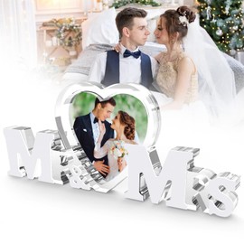 Mbsomnus Mr & Mrs Decorative Wedding Acrylic Glass Mr and Mrs Decoration with Heart Picture Frame Wedding Table Decoration Wedding Gifts for Bride and Groom Work Colleague for Marriage Proposal