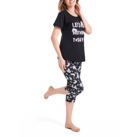 CHUNG Women Cotton Pajamas Set Short Sleeve Top Capri Pants Sleepwear Plus Size (3XL,BlackSloth)