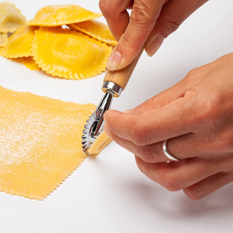 bambuswald© Plastic-Free Ravioli Cookie Cutters (3 Pieces) with Bamboo Handle