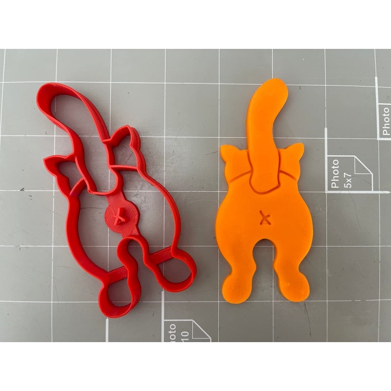 Cat Butt Cookie Cutter (6.0 inch)