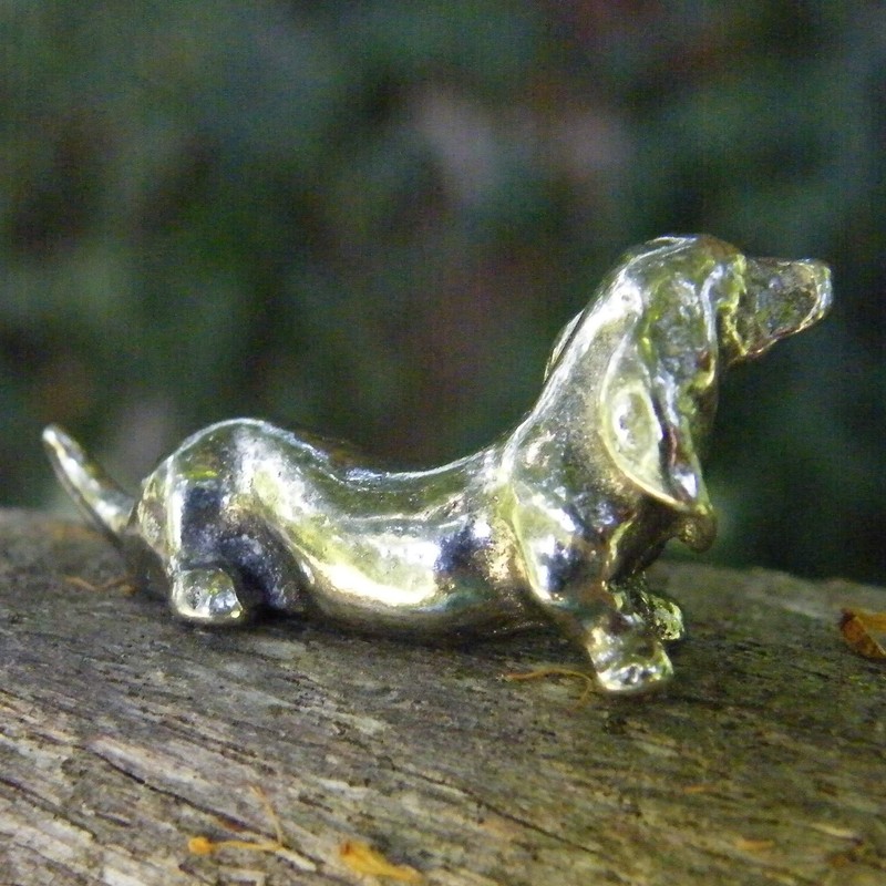 Beautiful Dog - Dachshund Figurine Handcast in Fine Pewter by