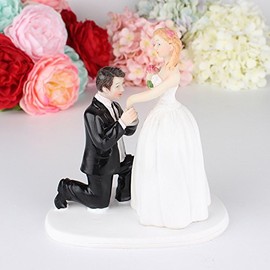 ZPSOSPZ Proposal Statue, Wedding Supplies, Modern Decorative Dolls, Romantic Sculpture Decorations, Anniversary Wedding Keepsake Gift for Girlfriend Bride Couple