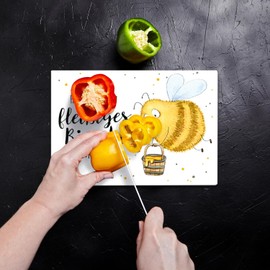 Pummel Bee Glass Chopping Board with Saying "Fleißiges Bienchen am Werk ein Werk" Colourful Kitchen Board for Cooking for Bumble Bee Women Birthday Glass Chopping Board with Honey Pot Motif