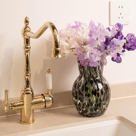 MOLIMAO Black Speckled Pattern Glass Vase, Exquisitely Crafted Artistic Home Decor for Centerpieces, Ideal for Living Room, Bedroom, Office, and Weddin (Clear)