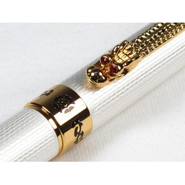 Hot Mother of Pearl White Fountain Pen Golden Dragon Ruby Eye Noblest with Push in Style Ink Converter