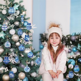 SelfTek Pack of 16 Christmas Baubles Diamond Painting Christmas Pendants, Diamond Painting Children, Double-Sided DIY, 5D Diamond Painting Keyring for Christmas Decoration and Gift