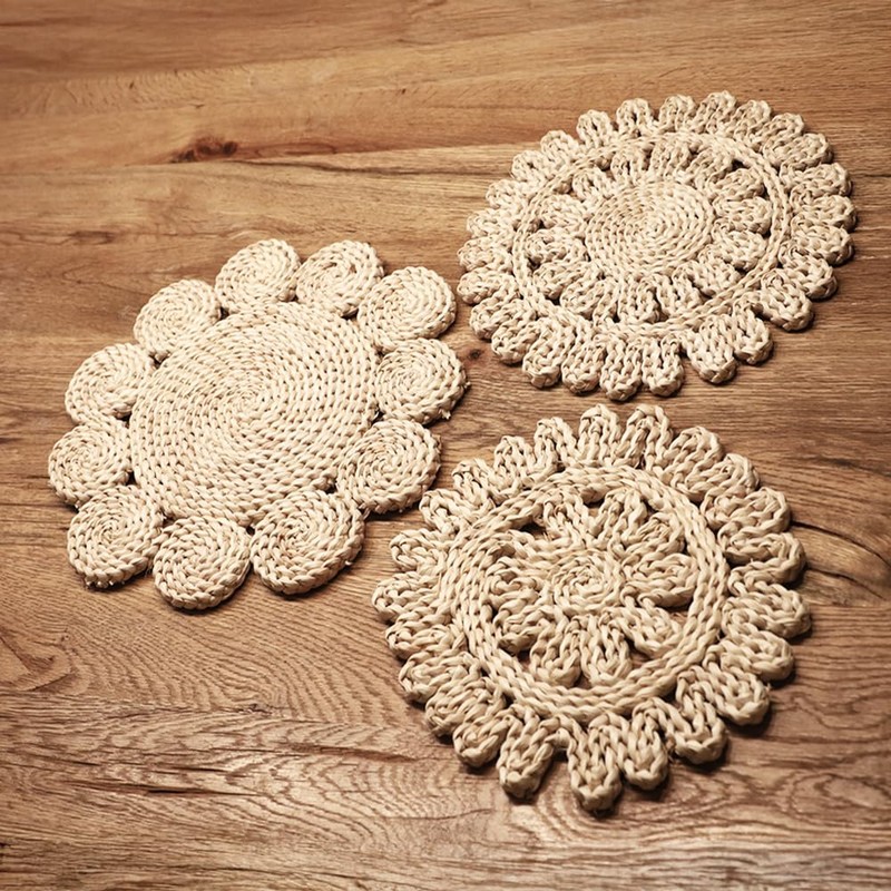 DECCARO Straw Placemat, Natural, Small