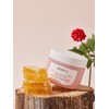 Honeyberry Nourishing Wash-Off Pack 110g (Sponge + Wash-Off Pack 3