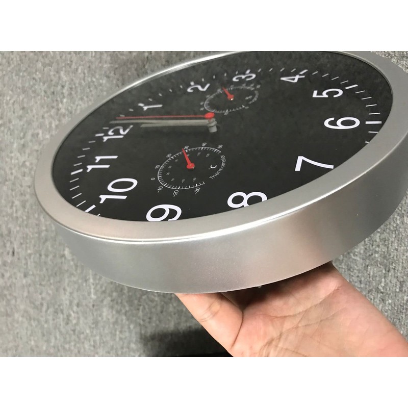 Wall Clock, Silent Movement with Temperature Display and Humidity, Modern,