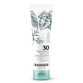 Badger Protector solar facial de óxido de zinc SPF 30, protector solar mineral ligero para cara, acabado mate, sin yeso blanco, vegano, resistente al agua, sin perfume, loción facial mineral con bloqueador solar, 1.7 onzas líquidas