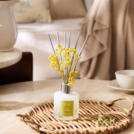 Airkeep Reed Diffuser Set,6.76 fl oz (200 ml) - White Jasmine Oil Diffusers with 8 Reed Sticks, Home Fragrance Reed Diffuser for Bathroom Shelf Decor