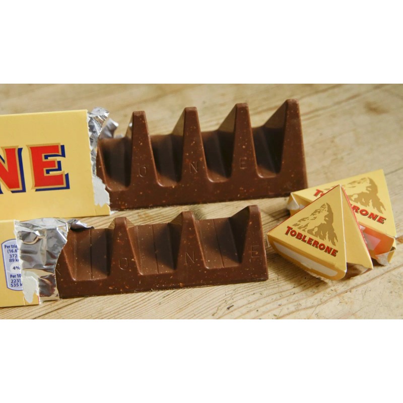 TOBLERONE Swiss Milk Chocolate Honey Almond Nougat 18 Bars 3.52