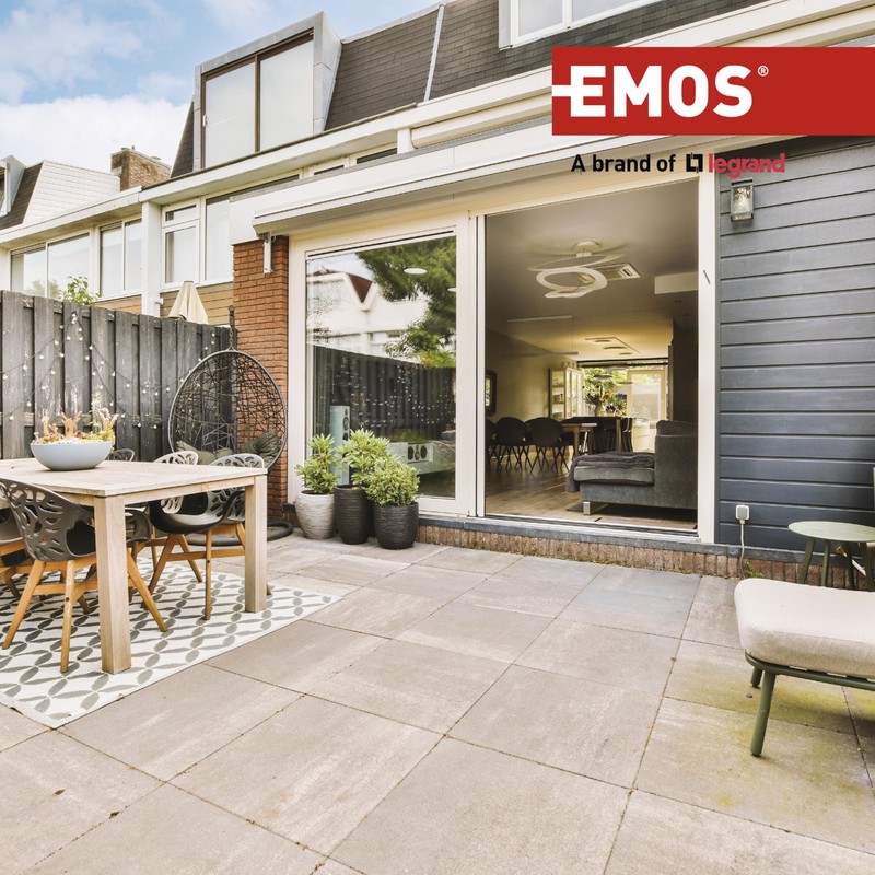 EMOS Toggle Switch and Socket with Protective Contact, Surface-Mounted Combination