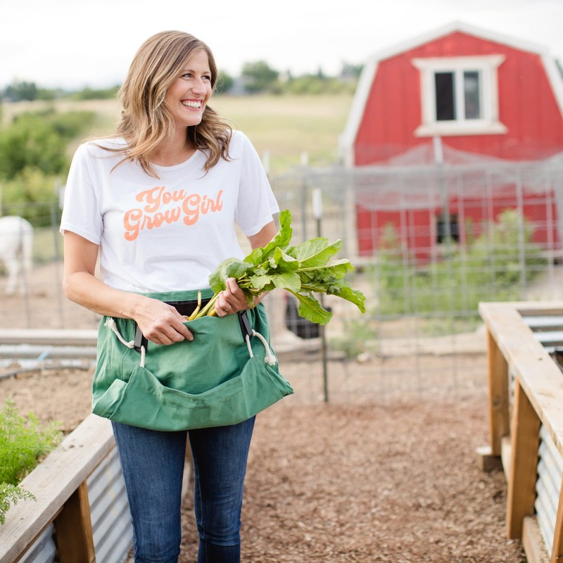 The Roo Gardening Apron with Pockets & Harvesting Pouch –