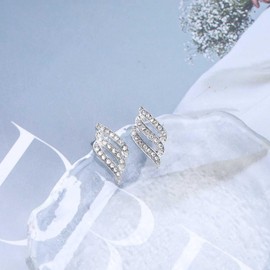 Cimenexe Bohemian Crystal Wings Stud Earrings Angel Wings Crystal Stud Earrings Retro CZ Wing Earrings Majestic Feather Stud Earrings Silver Rhinestone Earrings Jewellery for Women and Girls