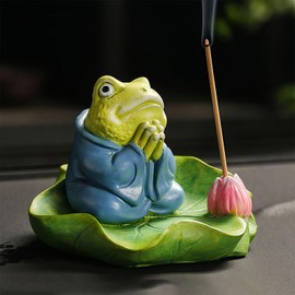 Tivleed Ceramic Green Frog Incense Holder with Lotus Leaf Tray – Cute Animal Statue Home Décor, Incense Burner for Sticks & Cones, Mini Zen Garden Accessory (8.5x7.5x5.7cm)